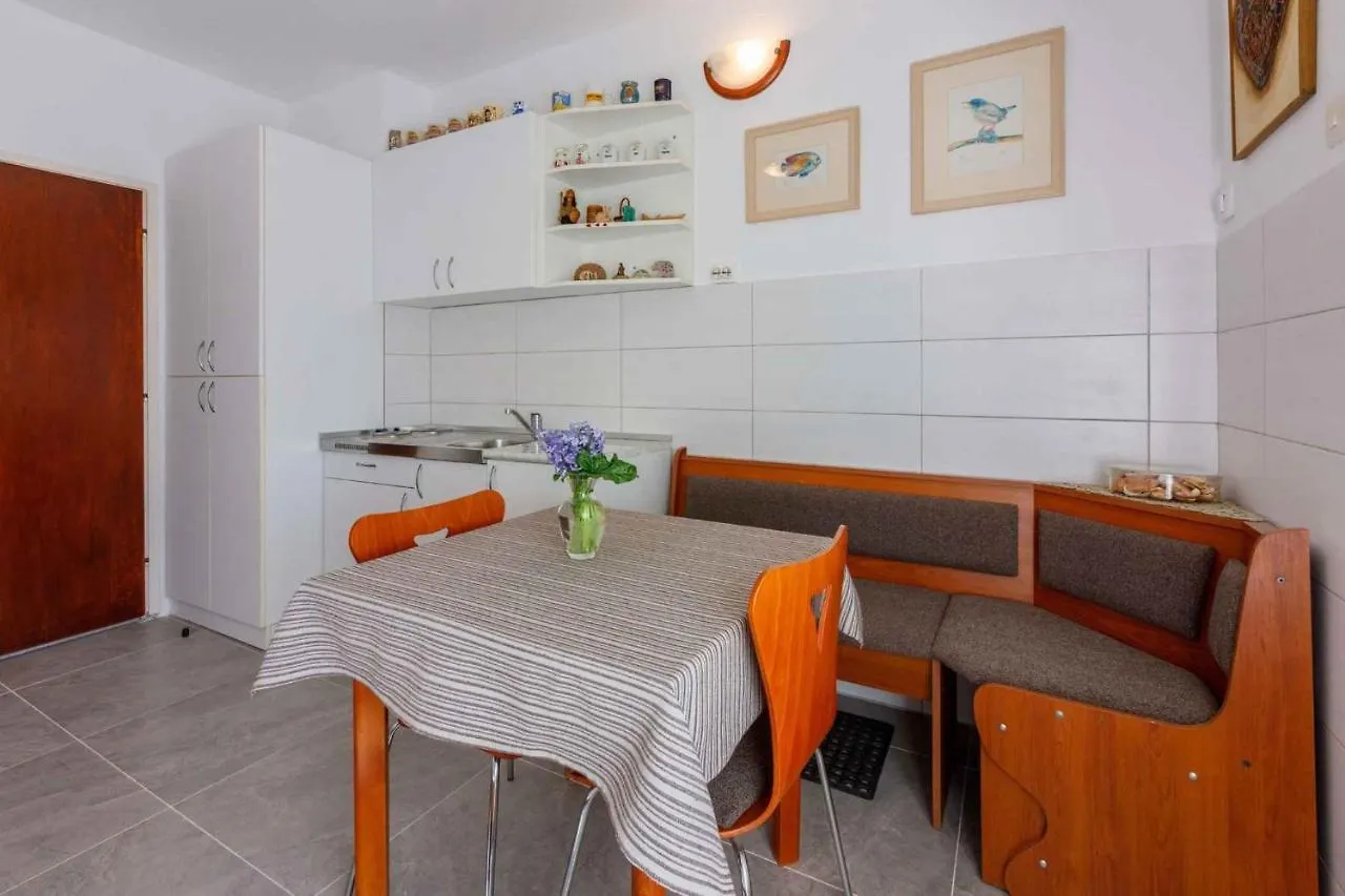 Studio In Novi Vinodolski 39119 Croatia